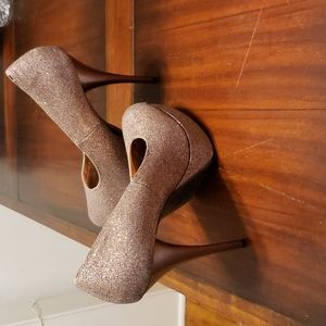 Rose gold glitter stilettos